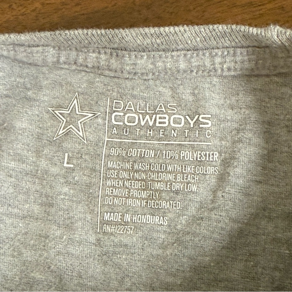 Dallas Cowboys Graphic Tee Gray Texas Logo NFL Fan Shirt Size L Football Cotton - Picture 6 of 7